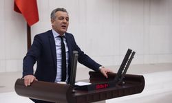 Iğdır Milletvekili Yılmaz Hun'dan Eğitim Sistemi Eleştirisi: "Eğitim Modeli Kökten Değiştirilmeli"