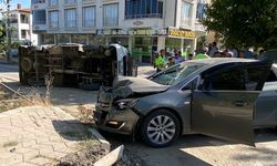 Elazığ'da Minibüs Kazası: Minibüs Yan Yattı, 2 Kişi Yaralandı