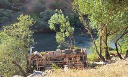 Tunceli’de Kamyon Şarampole Devrildi: 1 Kişi Yaralandı