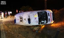 Elazığ'da Ambulans Kaza Yaptı: 3 Sağlık Çalışanı Yaralandı