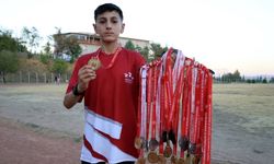 Elazığlı Genç atletten 2 yılda 30 madalya