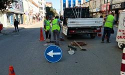 Iğdır Belediyesi Kanalizasyon Kapaklarını Yeniliyor