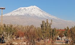 Ağrı Dağı beyaza büründü