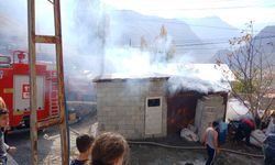 Hakkari’de tandır evi yangını