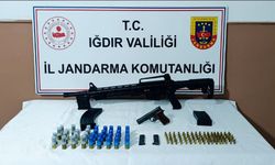 Iğdır'da kaçak silah operasyonu: 2 şüpheli yakalandı