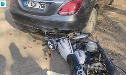 Adıyaman'da Motosiklet Park Halindeki Otomobile Çarptı: 2 Yaralı