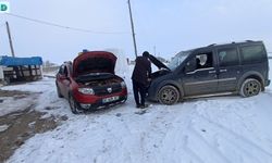 Akyaka’da Hareket Halindeki Aracın Aküsü Boşaldı