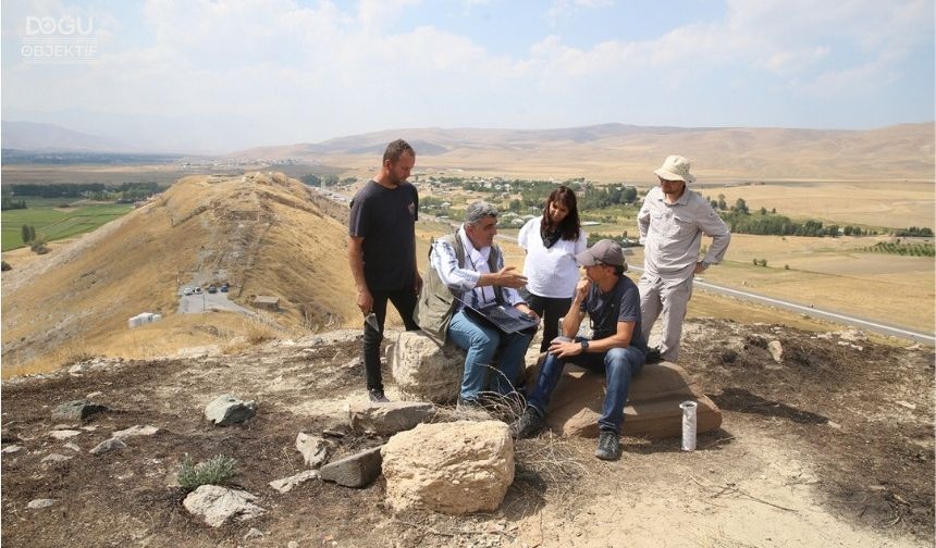 Çavuştepe Kalesi'nde çıkan metal buluntular mercek altına alındı