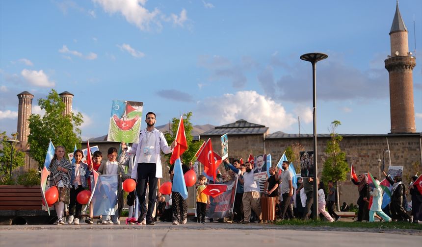 Erzurum'da Gazze için "sessiz yürüyüş" sürüyor