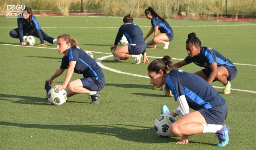 Kadınlar 1. Lig'in Yeni Ekibi Yüksekova Spor Kulübü'nde Hedef Şampiyonluk 1