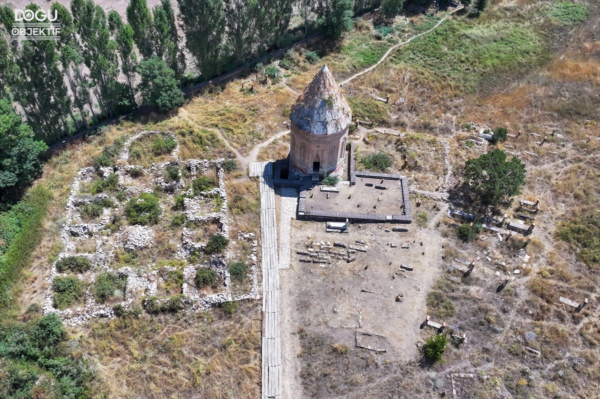 Selçuklu Mezar Taşları, Selçuklu Şahideleri, Van, Van Gölü, Van Müzesi 2