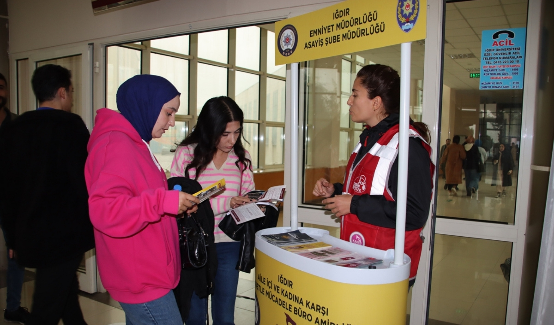 Iğdır'da Üniversite Öğrencilerine Yönelik %22Güvenlik Gelecek%22 Projesi