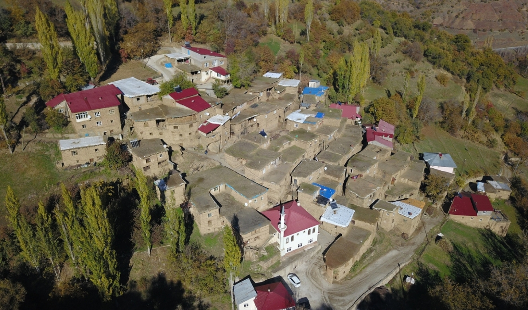 Bitlis Hizan Uzuntaş Köyü Sonbahar 3