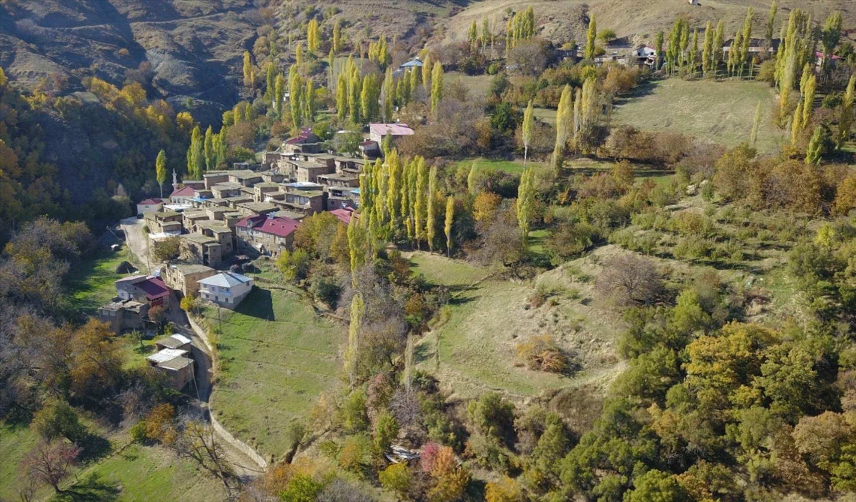 Bitlis Hizan Uzuntaş Köyü Sonbahar 4