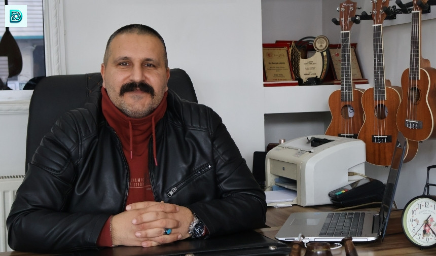 Iğdırlı Ozan Serhat Akkuş