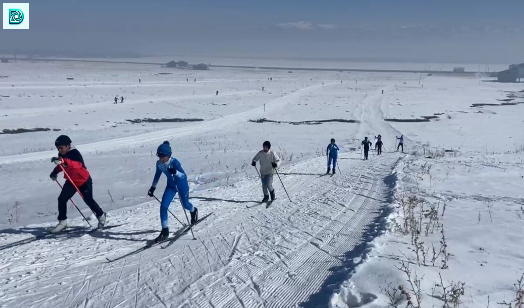 Yüksekovalı Kayakçılar, Karlı Dağlarda Yarışmalara Hazırlanıyor